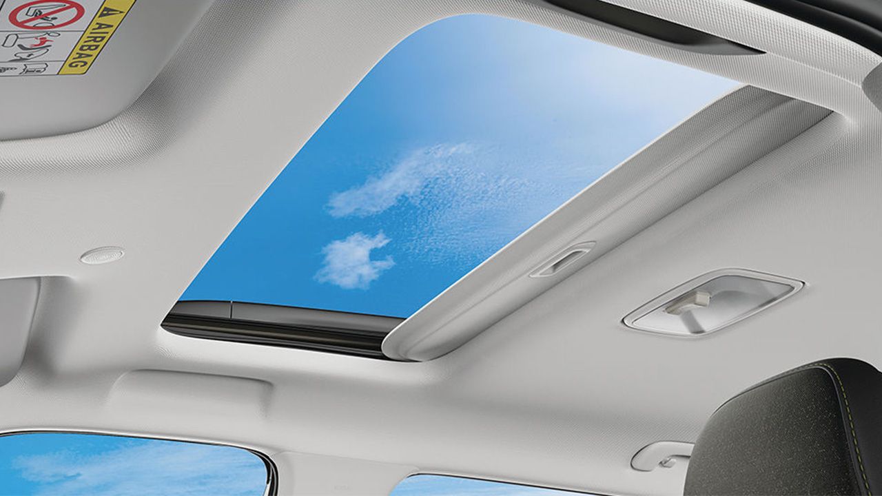 Hyundai Exter Voice Enabled Smart Electric Sunroof