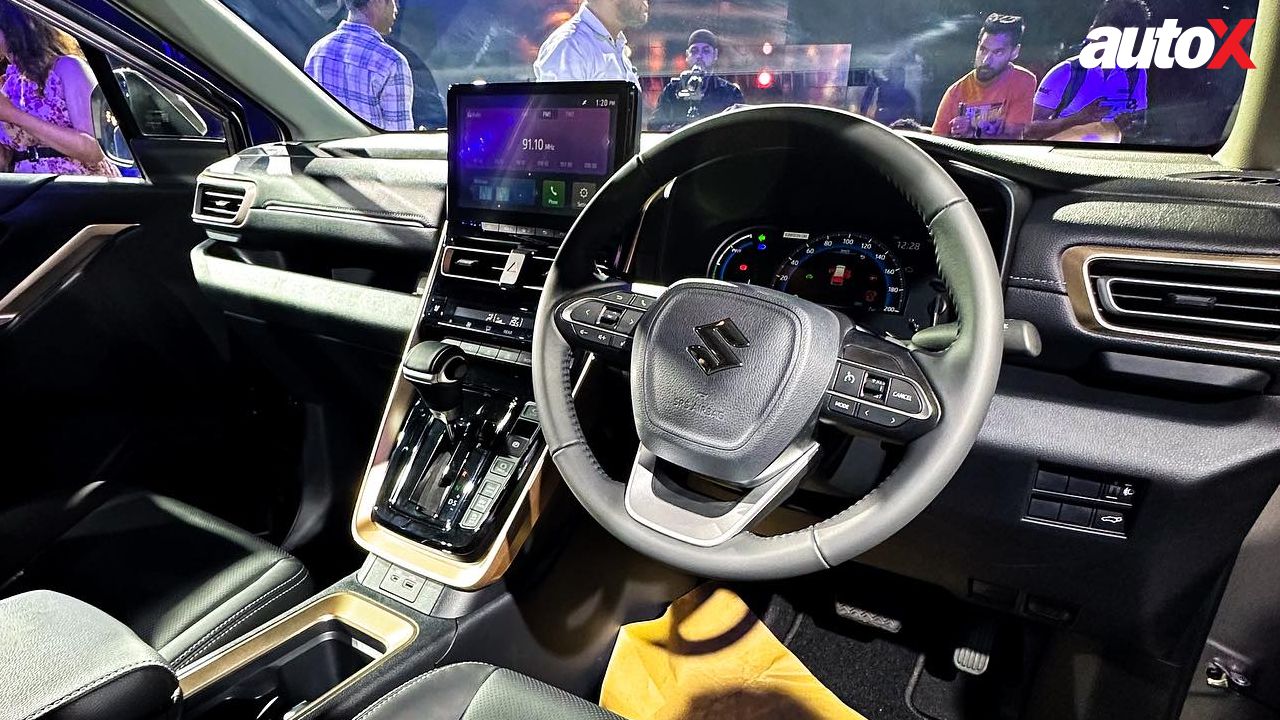 Invicto MPV Interior