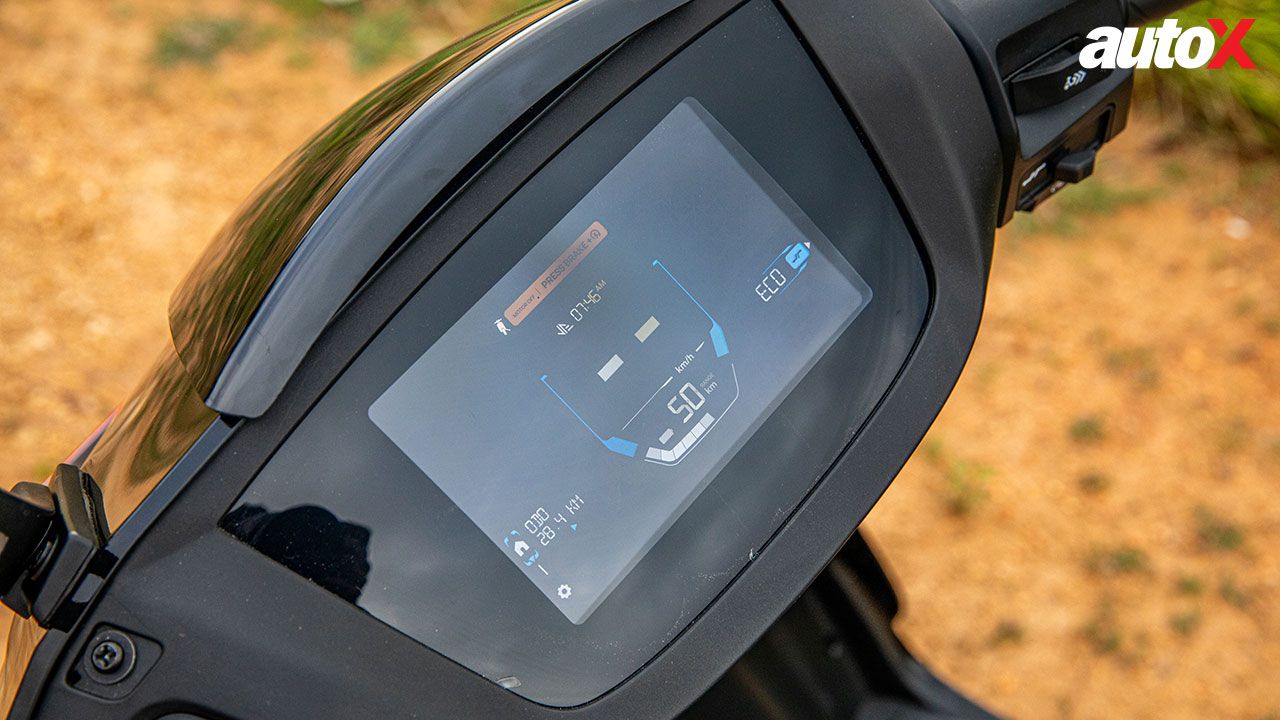 Ather 450S Touchscreen Instrument Cluster