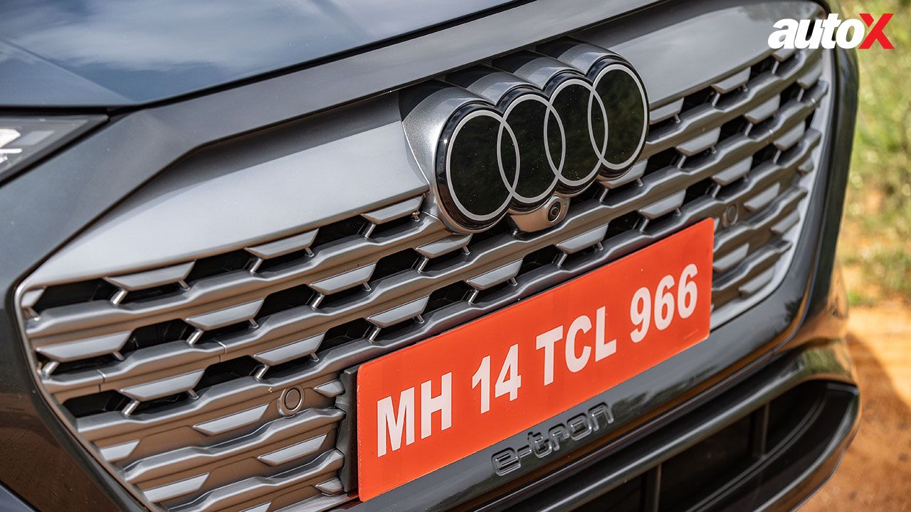 Audi Q8 e Tron Grille1