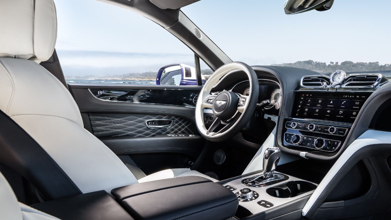 Bentley Bentayga EWB Mulliner Interior