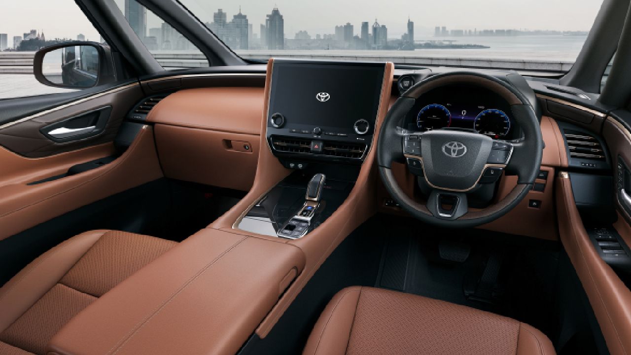 Toyota Vellfire Interior