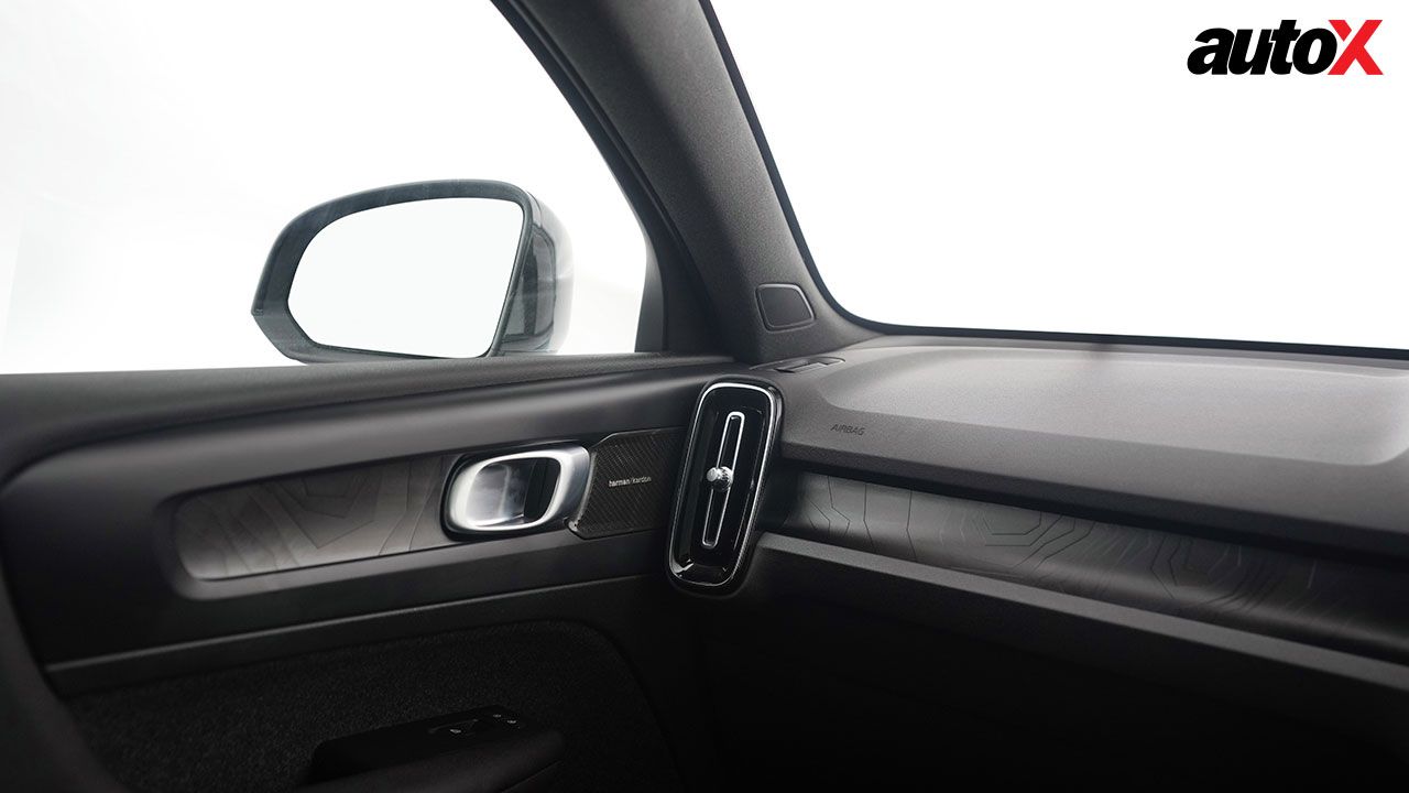 Volvo C40 Recharge AC Vents1