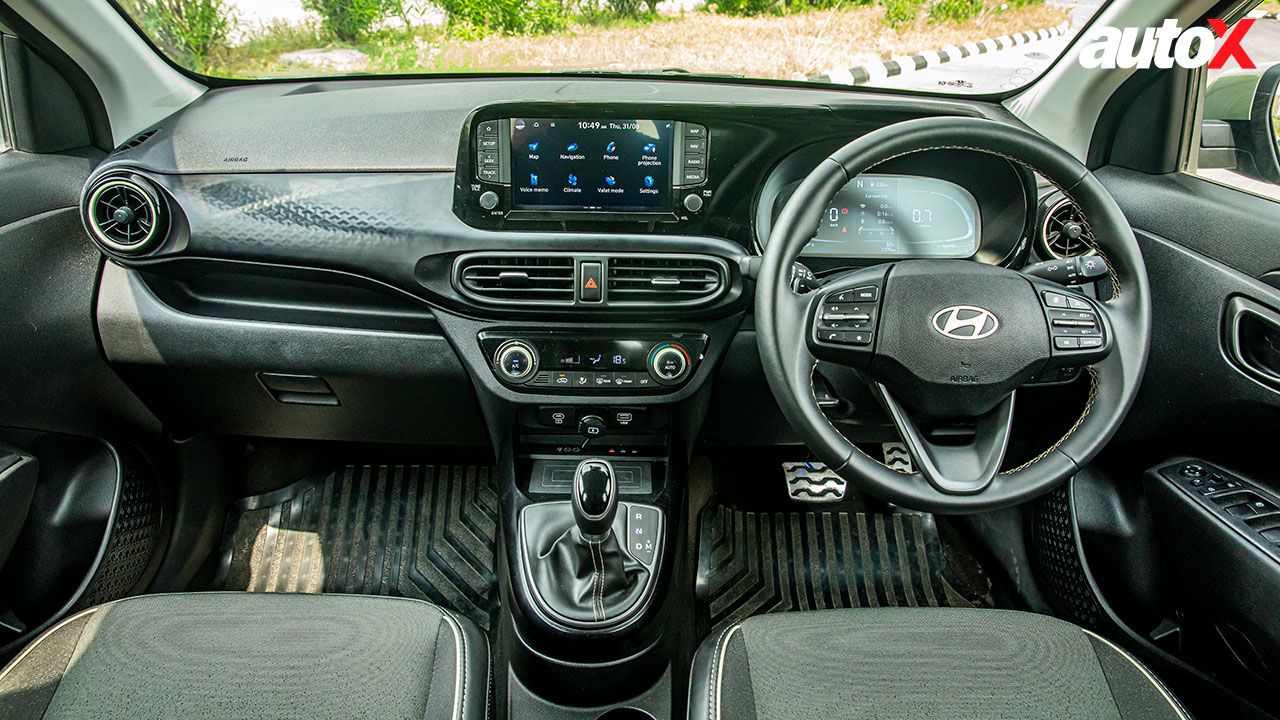 Hyundai Exter View Of Steering Console And Instrumentation