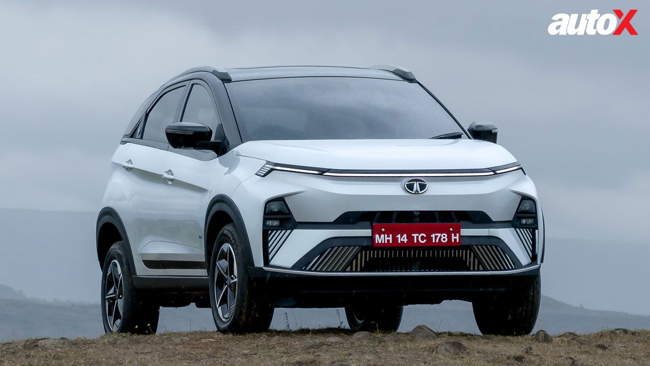 Tata Nexon EV Right Front Three Quarter