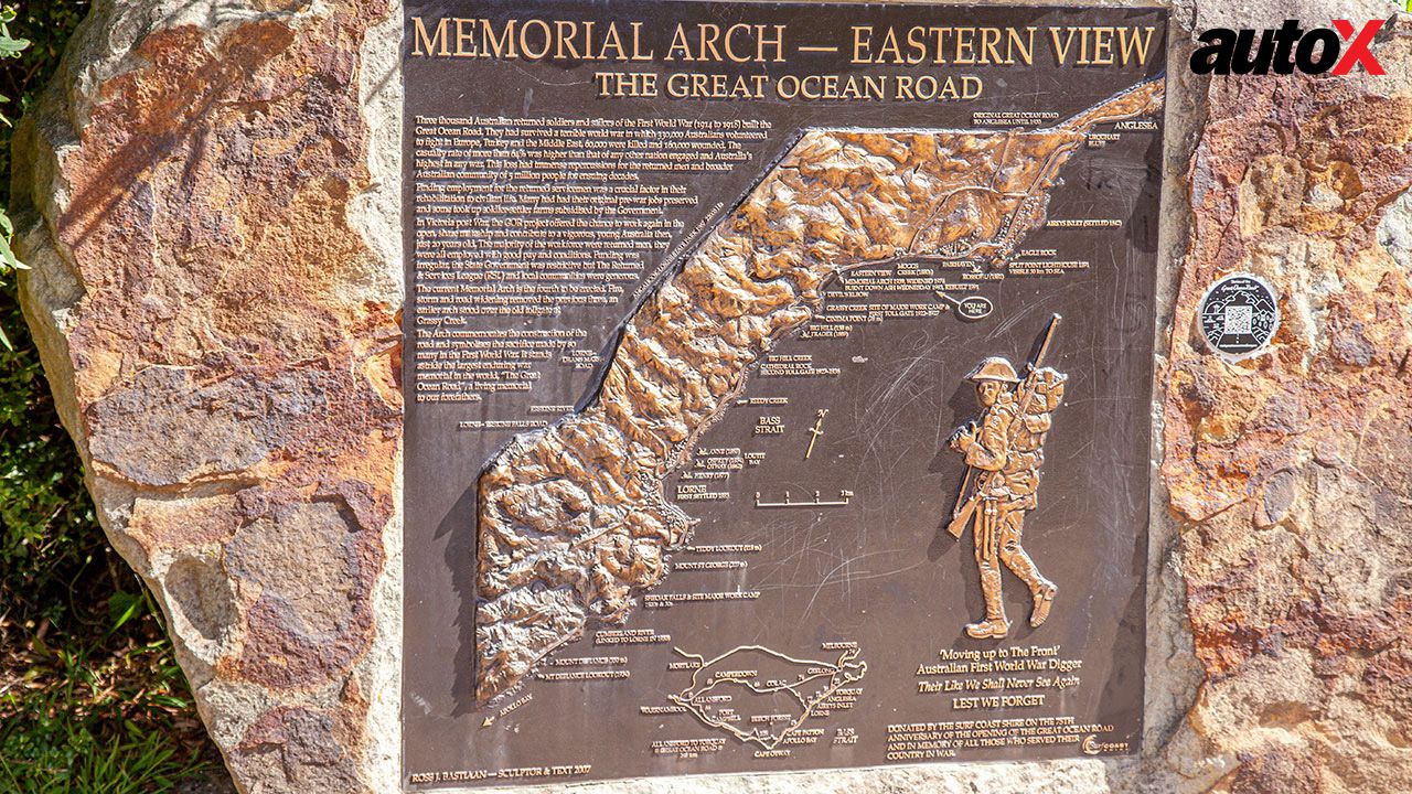 Memorial Arch Eastern View The Great Ocean Road3