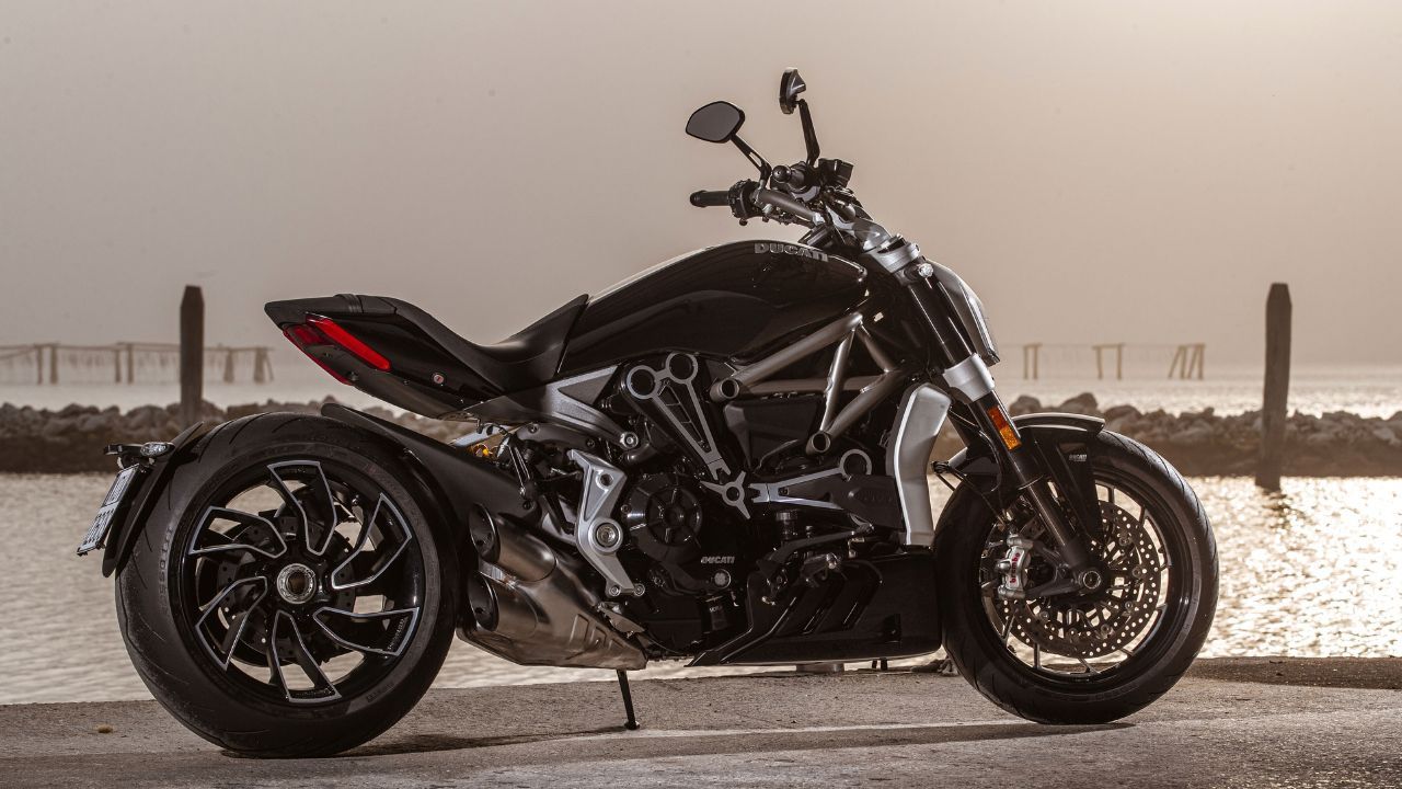 Ducati XDiavel S 1 