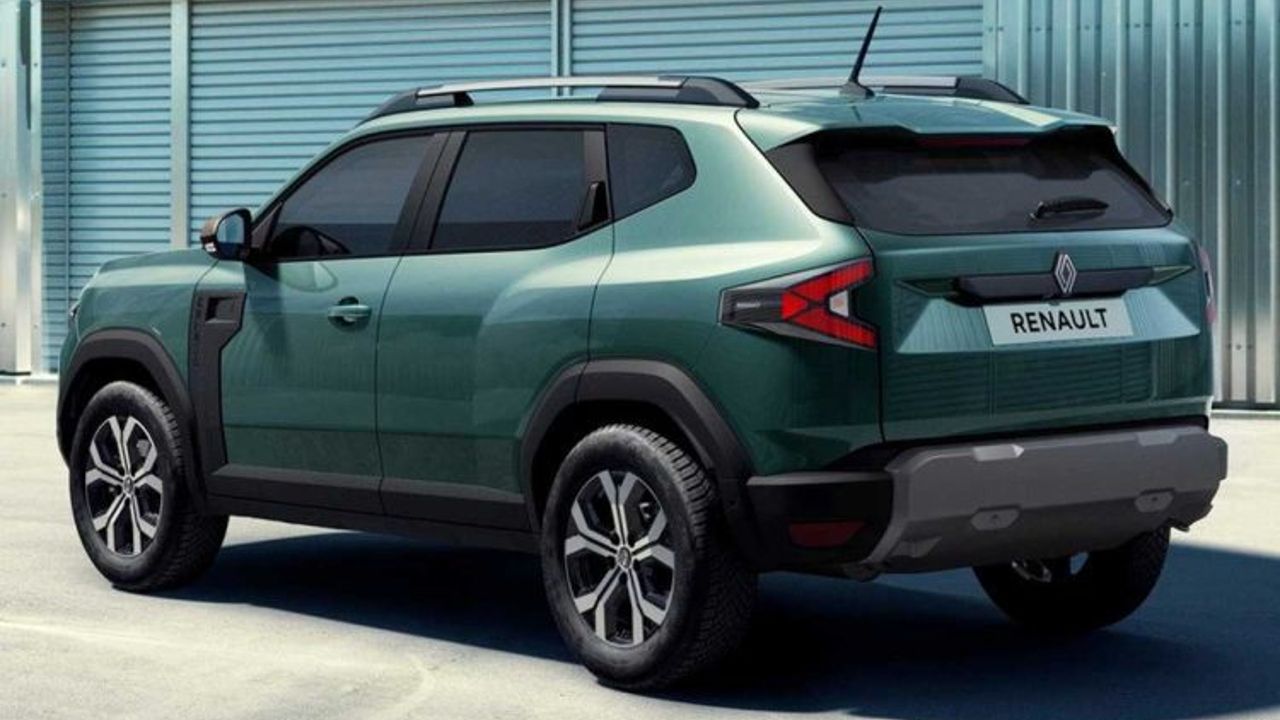 2024 Renault Duster Rear and Side Profile