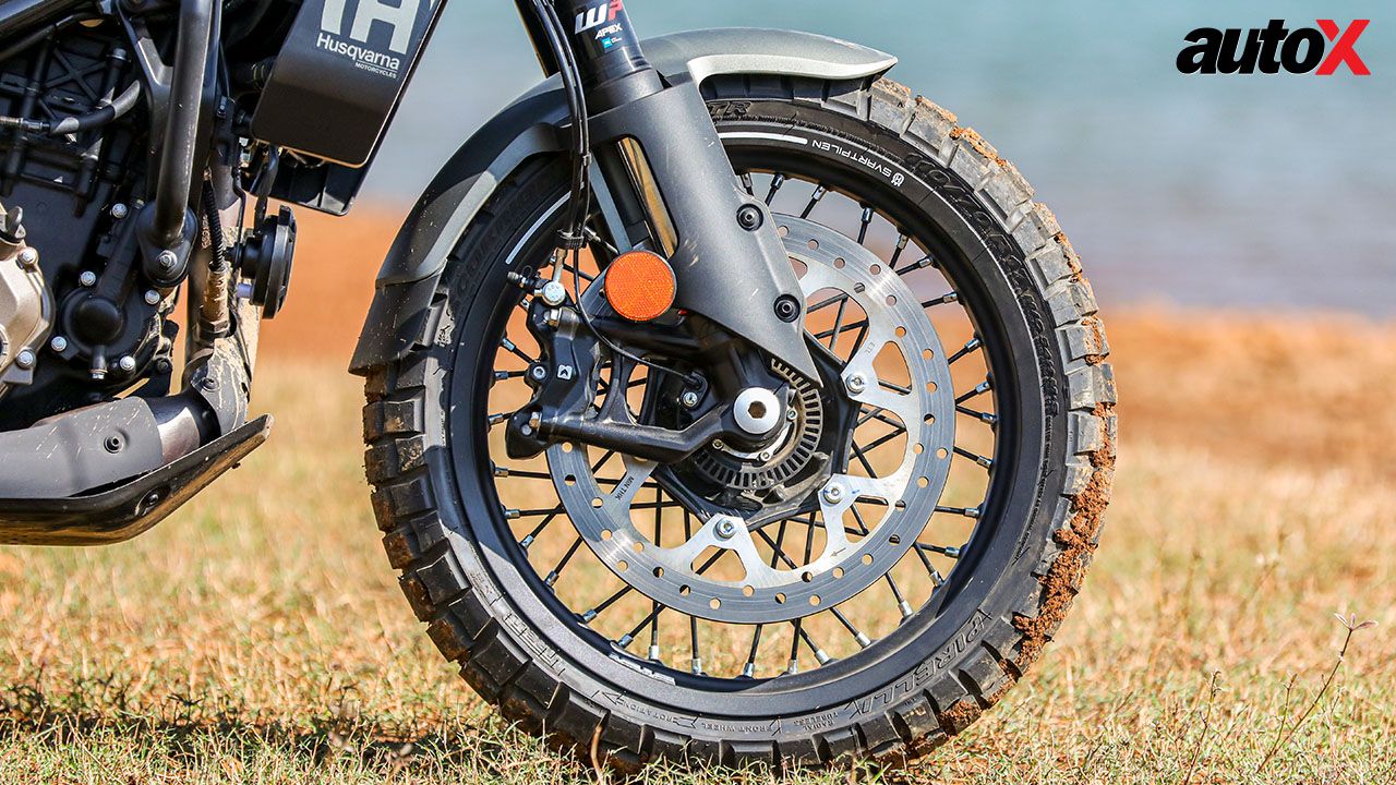 Husqvarna Svartpilen 401 Front Wheel