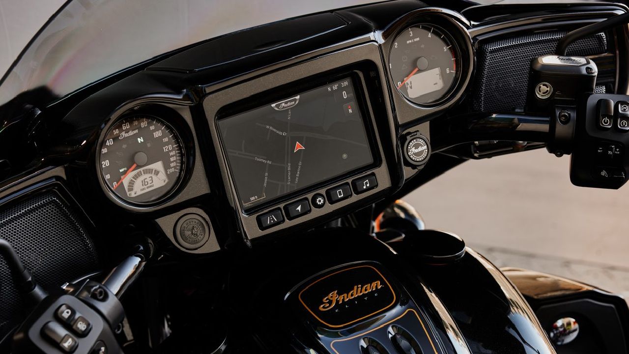 Indian Roadmaster Elite TFT Dash