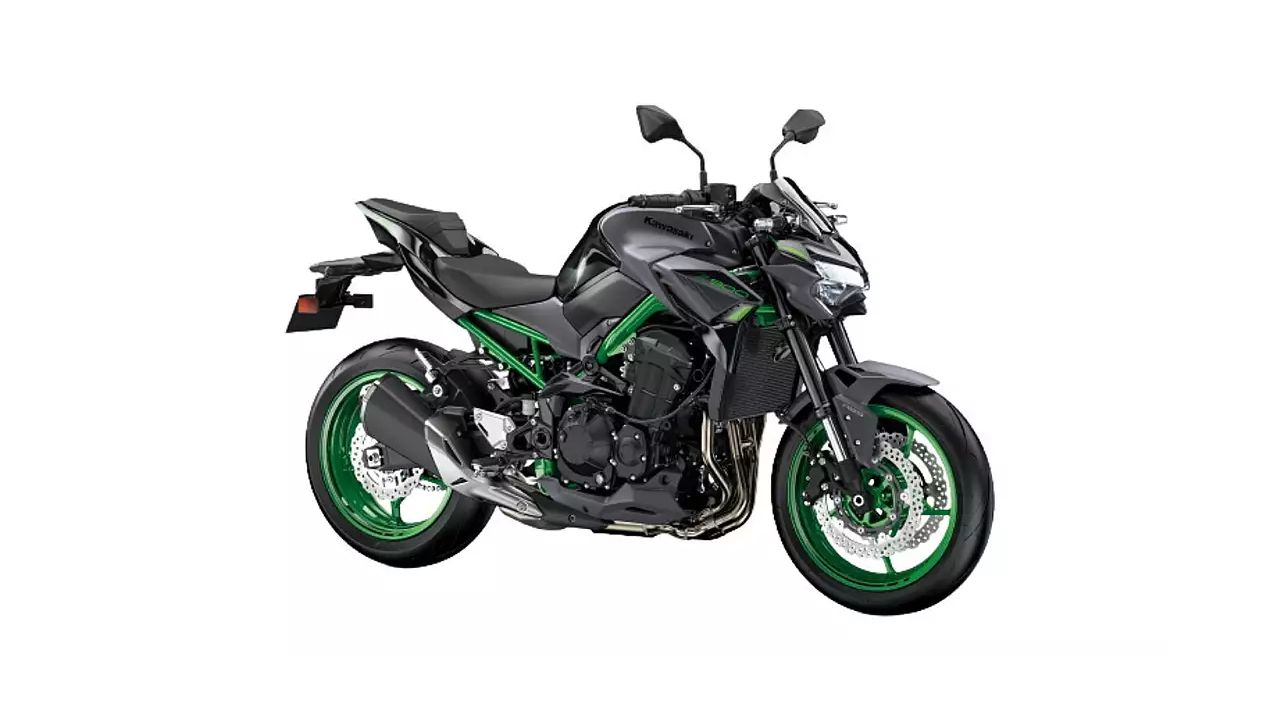 Kawasaki Z900 Ebony Metallic Matte Graphene Steel Gray