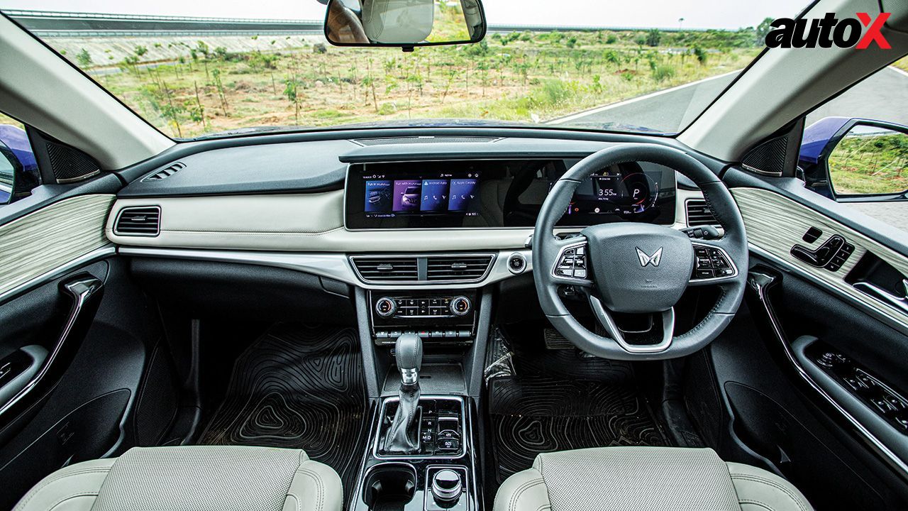 Mahindra XUV700 Interior