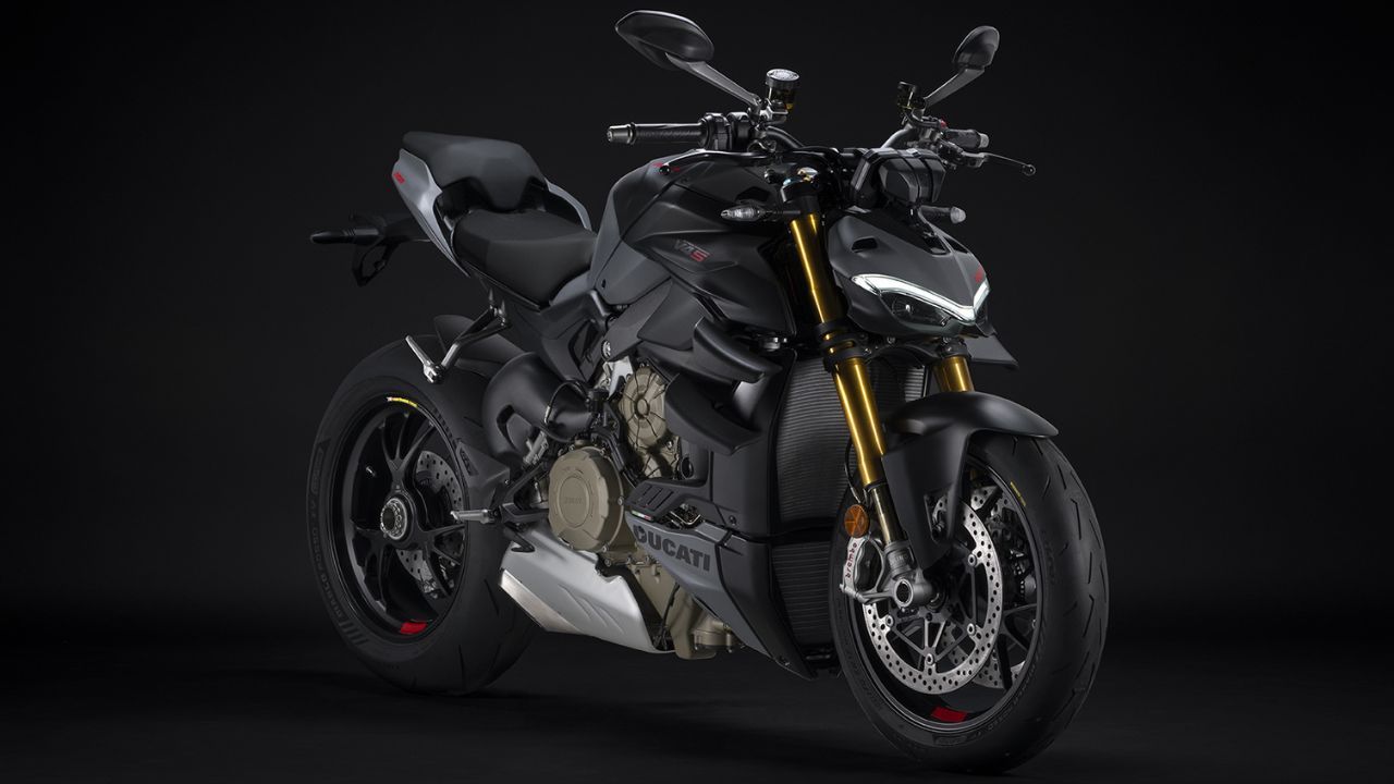 Ducati Streetfighter V4 S 1