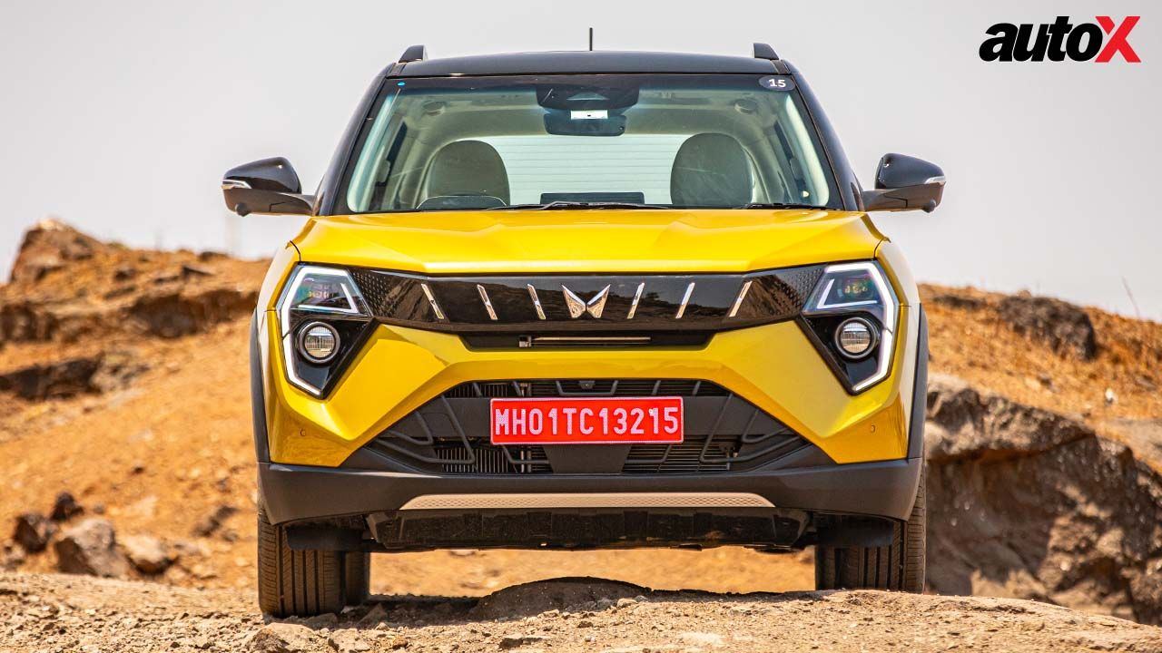 Mahindra XUV 3XO Front View