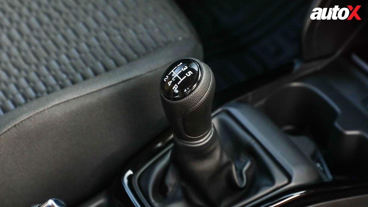 Maruti Suzuki Swift Gear Shifter1