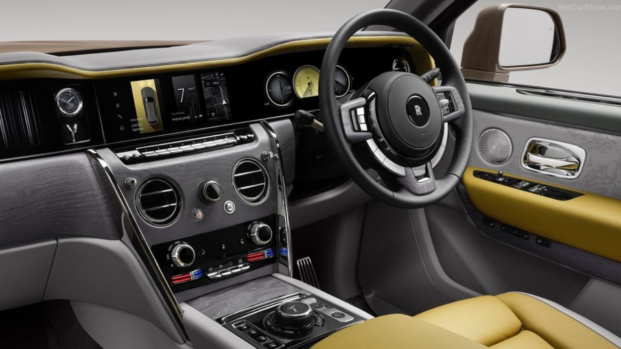 New Rolls Royce Cullinan Series II Interior