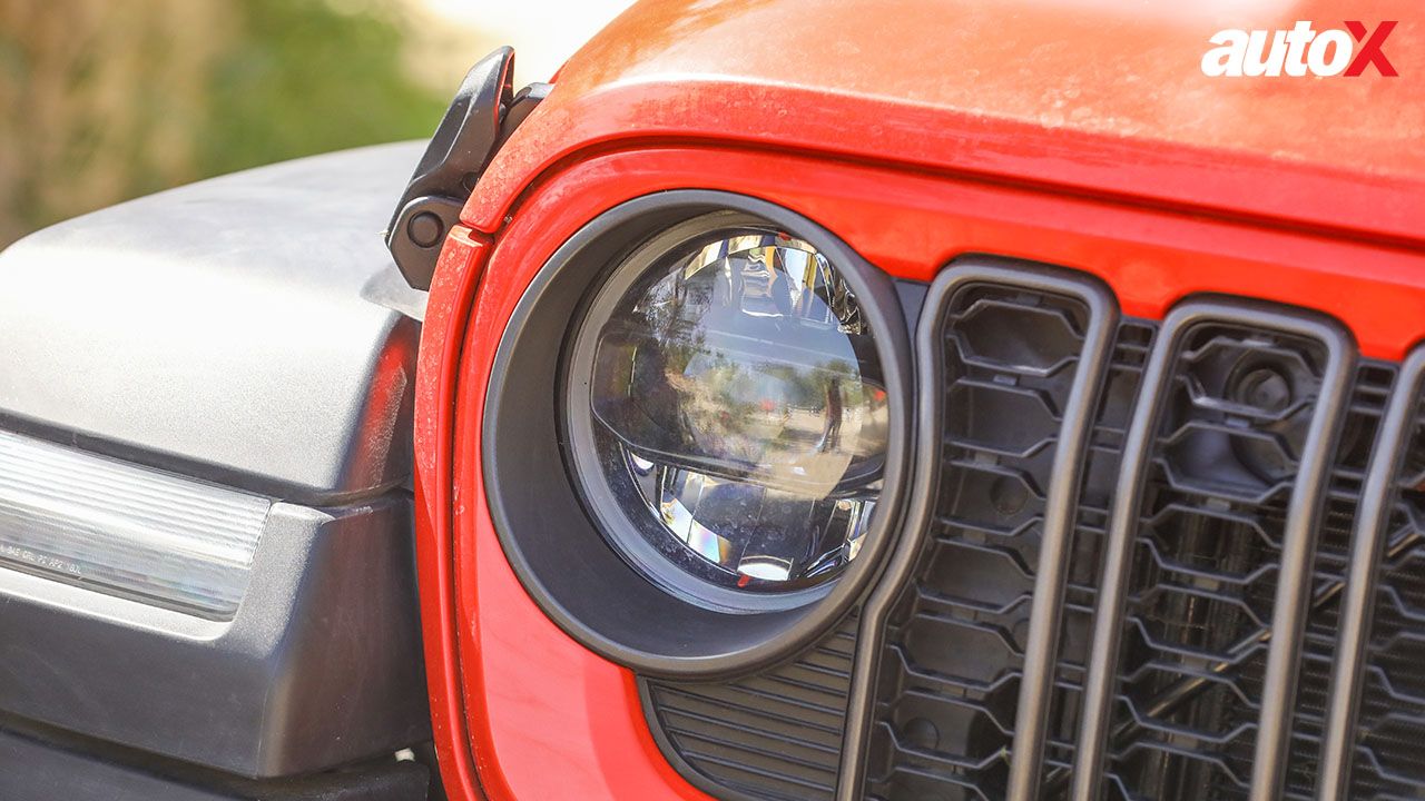 Jeep Wrangler Headlight