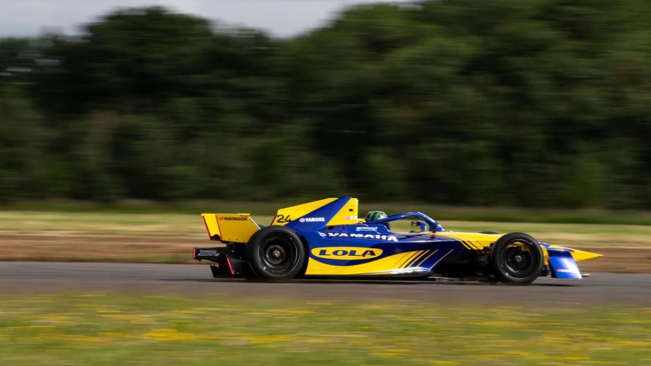 Formula E LolaYamaha