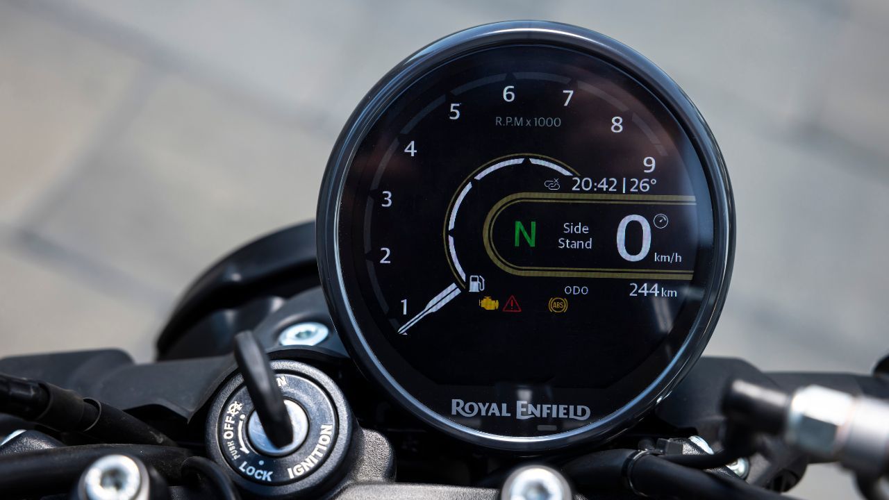 Royal Enfield Guerrilla 450 Instrument Cluster