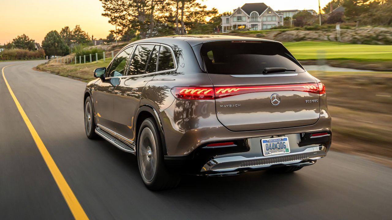 Mercedes Maybach EQS 680 Rear