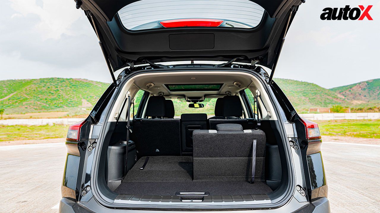 Nissan X Trail Rear Space