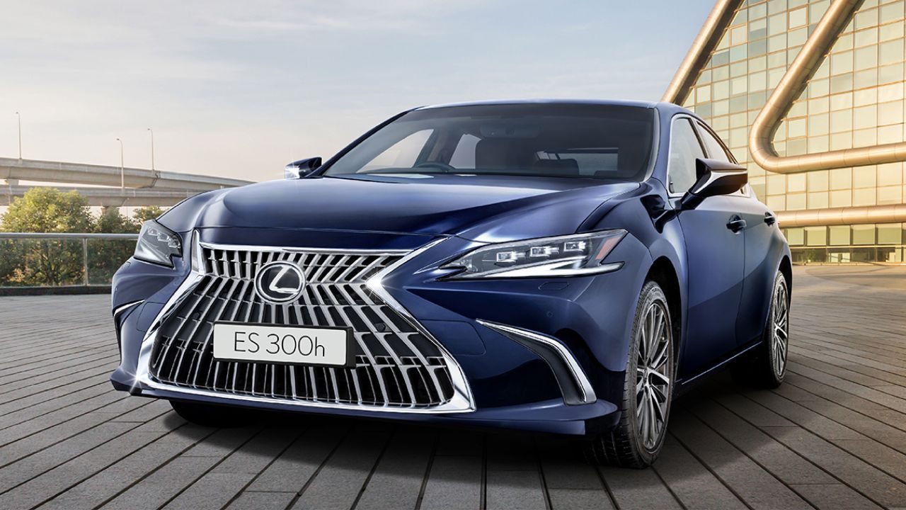 Lexus ES Luxury Plus Edition Launch in India