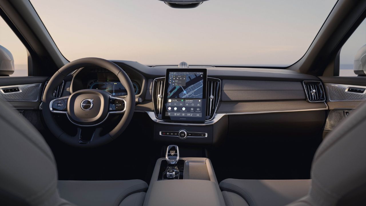 Volvo XC90 Facelift Interior