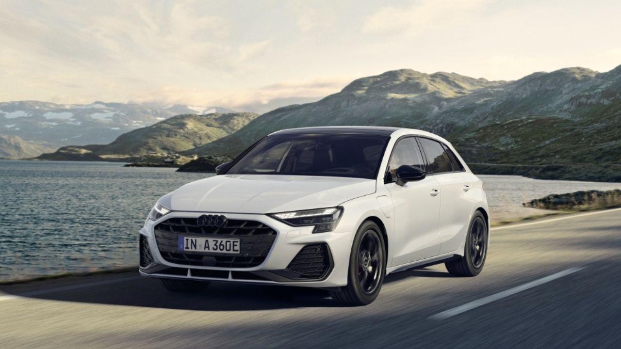 Audi A3 Sportback 40 TFSI E Hybrid Front Quarter