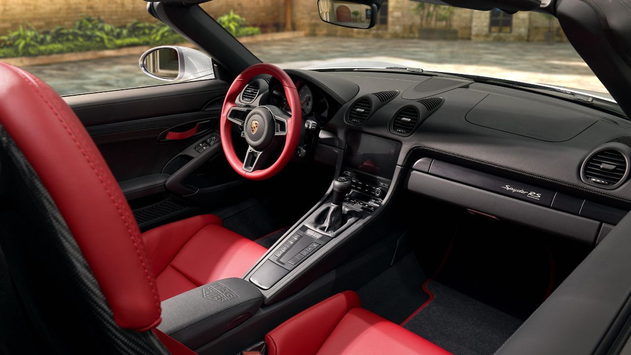 Porsche 718 Spyder RS Panamericana Special Interior