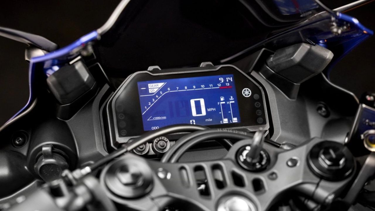 Yamaha R3 Instrument Cluster