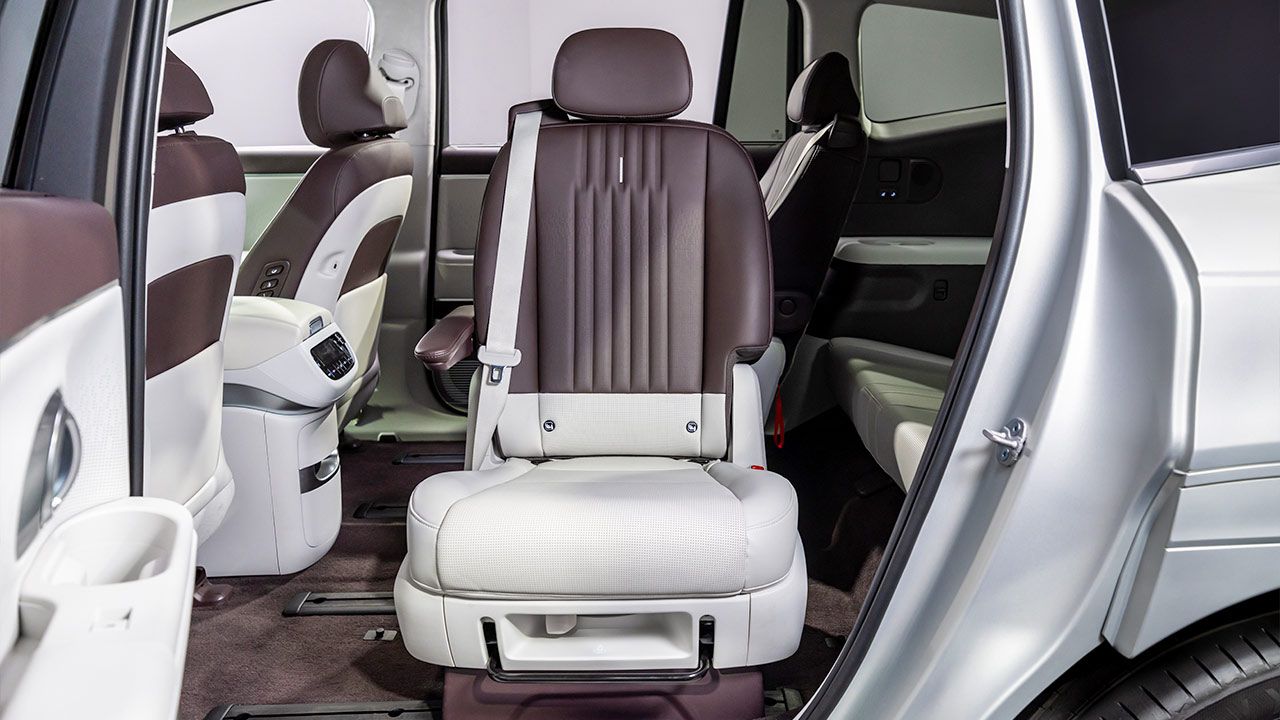 Hyundai Ioniq 9 Rotating Seats